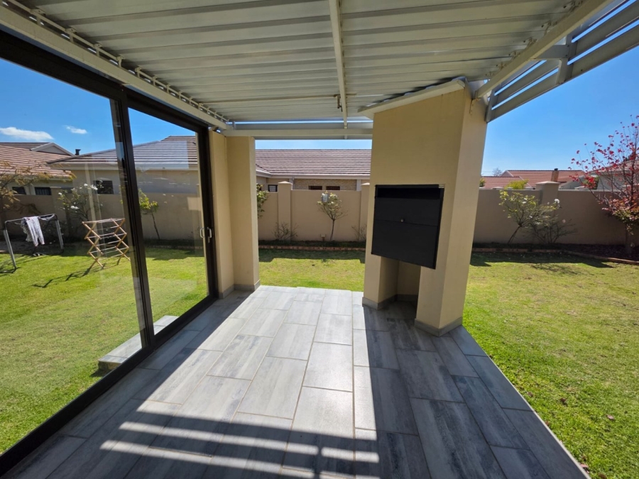 To Let 3 Bedroom Property for Rent in La Provance Free State